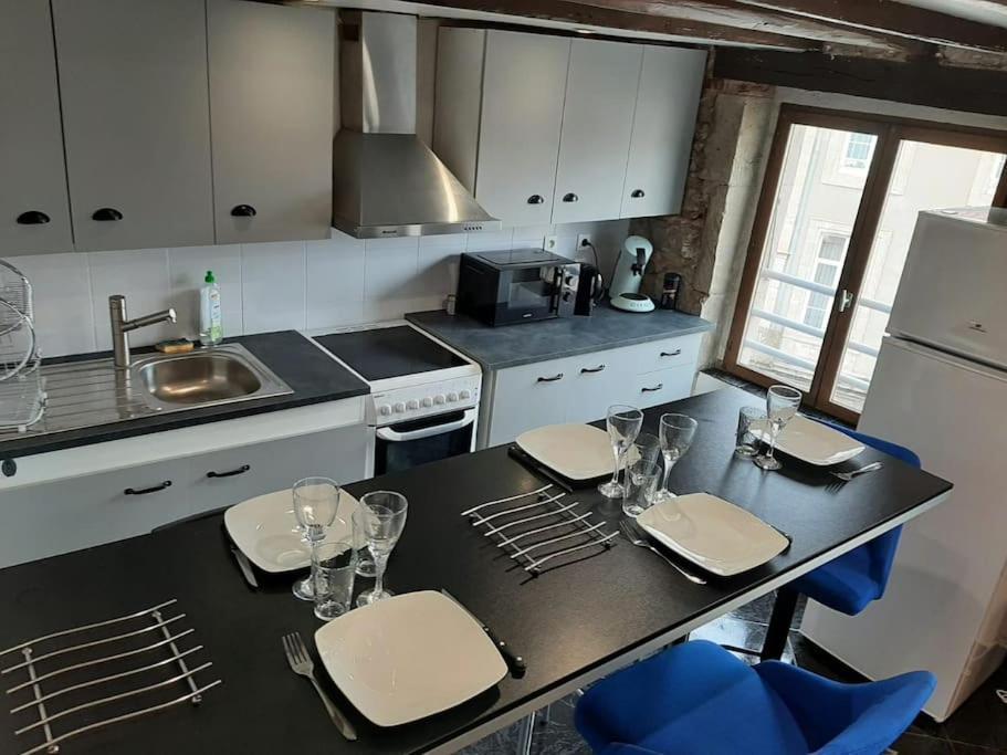 T3 Hyper-Centre Au Calme Tout Equipe Parking Prive Appartement Castres  Buitenkant foto